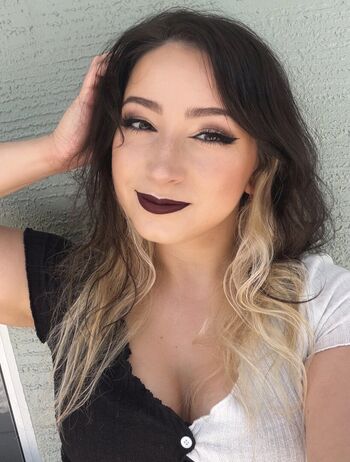 Full leaked Aimzatchu private onlyfans photo