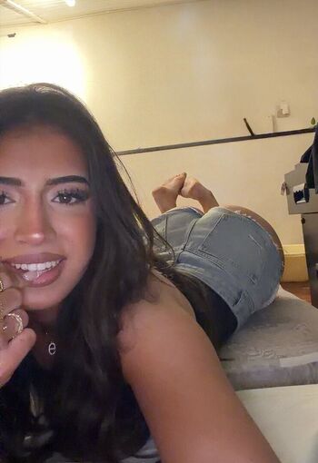 Full leaked Alycia private onlyfans photo