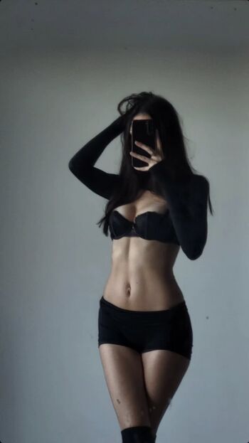 Full leaked Bambibluh private onlyfans photo