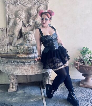 Full leaked Cokebottle thunderthighs private onlyfans photo