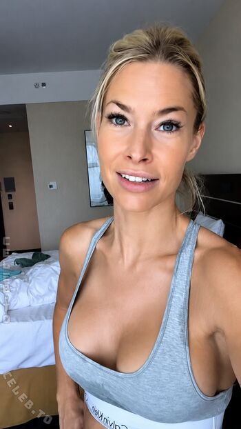 Full leaked Isi glck page private onlyfans photo