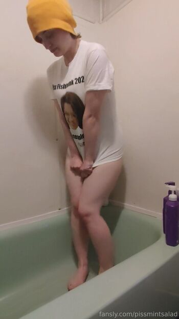 Full leaked Itsmintsalad private onlyfans photo