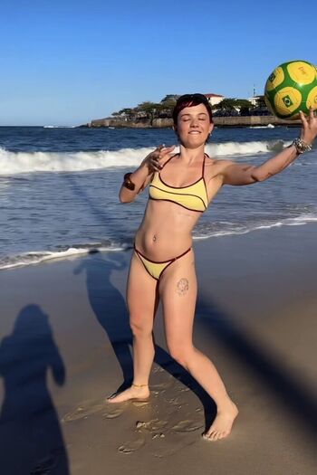 Full leaked Lara adkins private onlyfans photo