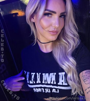 Full leaked Larissa lou private onlyfans photo