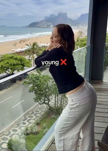 Full leaked Laufey lin private onlyfans photo