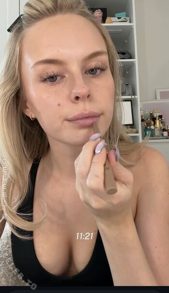 Full leaked Leni marie private onlyfans photo