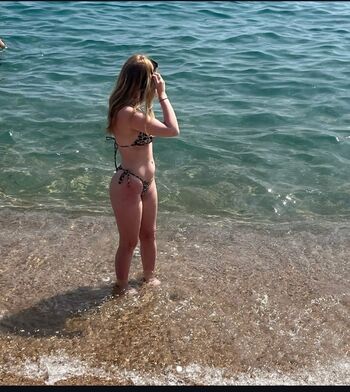 Full leaked Lily grace page private onlyfans photo
