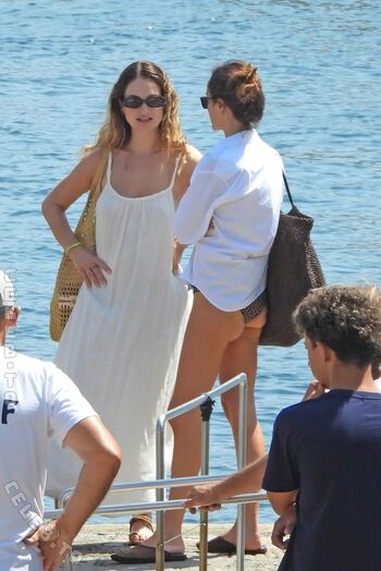 Full leaked Lily james private onlyfans photo