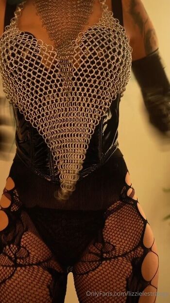 Full leaked Lizzielestrange private onlyfans photo