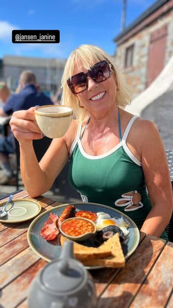 Full leaked Local tv presenters private onlyfans photo