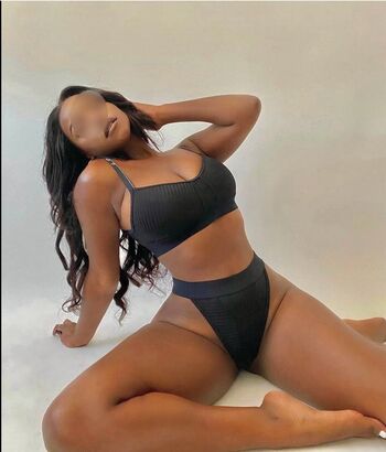Full leaked Lolaivy private onlyfans photo