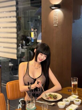 Full leaked Lunakim private onlyfans photo