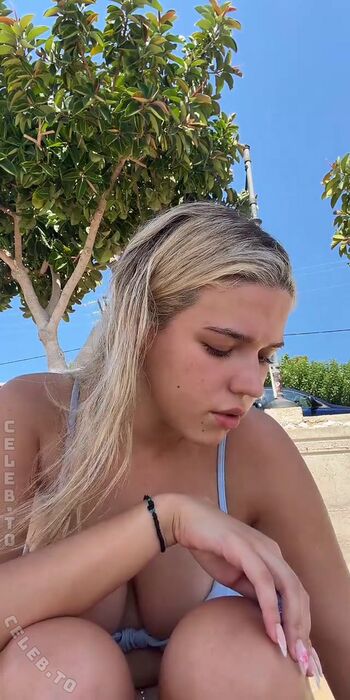 Full leaked Michakgu private onlyfans photo