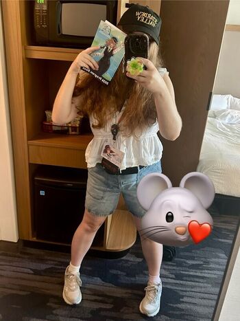 Full leaked Mitchie soren private onlyfans photo