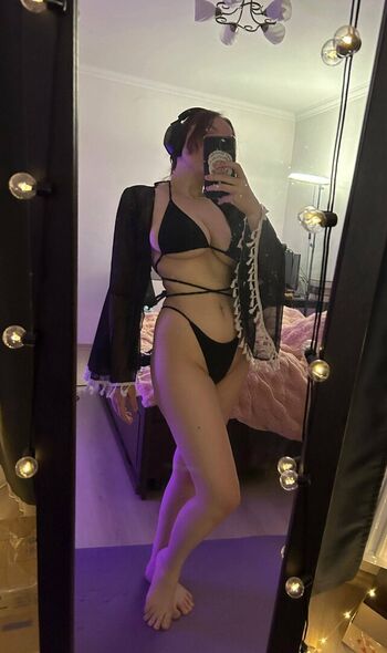 Full leaked Morwing page private onlyfans photo