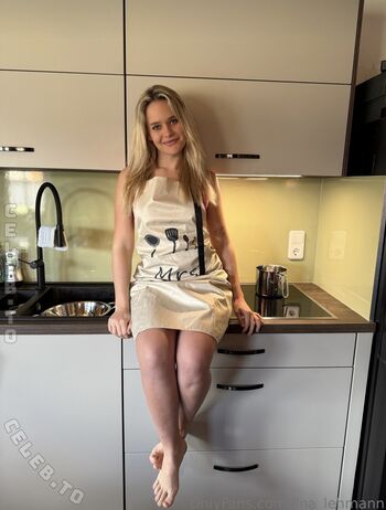 Full leaked Paulaklein private onlyfans photo