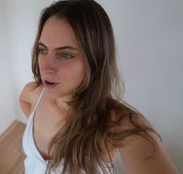 Full leaked Seerasan private onlyfans photo