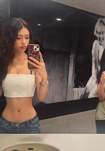Full leaked Selinaatk private onlyfans photo