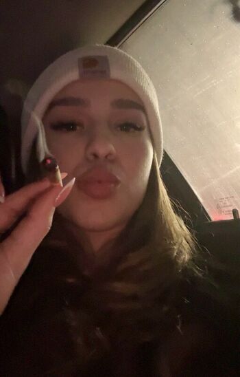 Full leaked Simplyneidaa  page private onlyfans photo