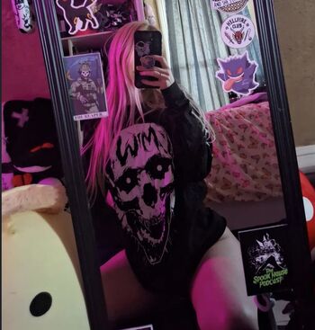 Full leaked Slasherbbyyy private onlyfans photo