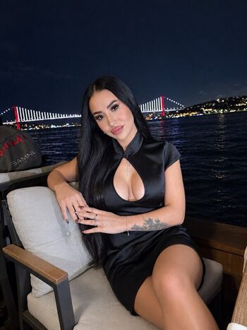 Full leaked Sumeyye private onlyfans photo