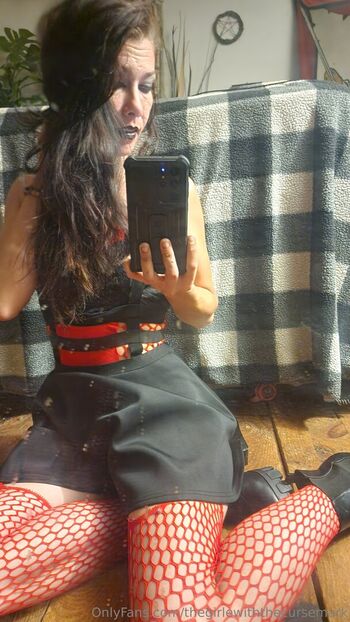 thegirlewiththecursemark