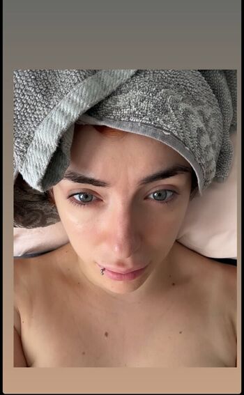 Full leaked Vibezgizem page private onlyfans photo