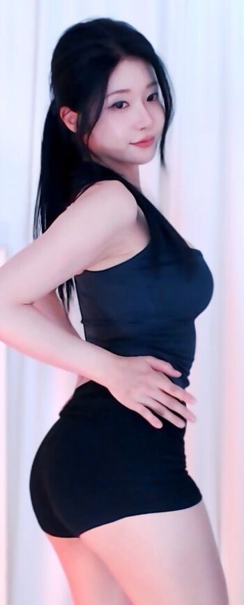 Full leaked Wannabe private onlyfans photo