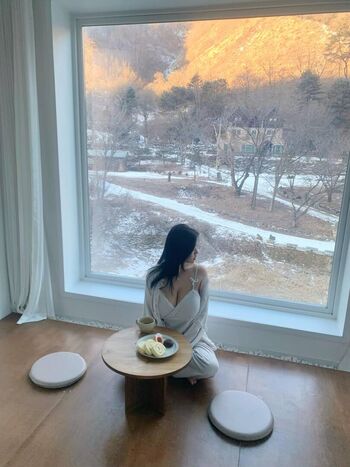 Full leaked Yunxvly private onlyfans photo