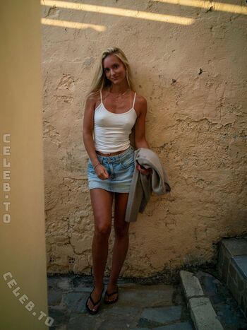 Full leaked Zarah ellen private onlyfans photo