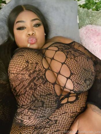 Full leaked Zariah june private onlyfans photo